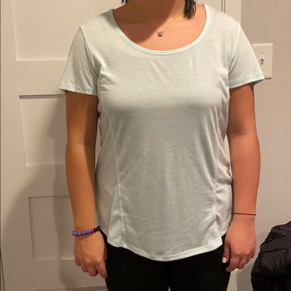 Athletic tee